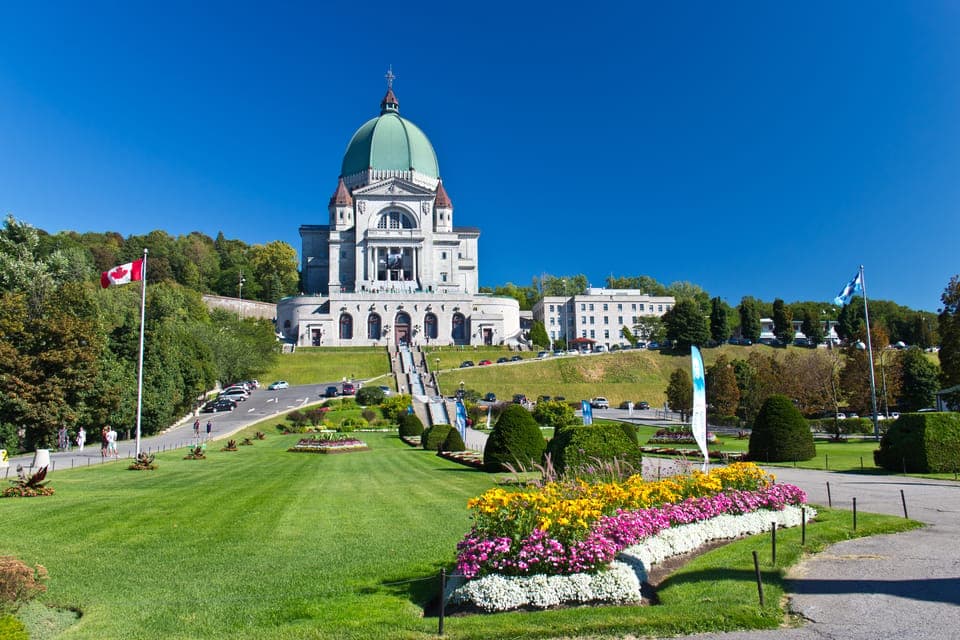 25. Small Group Tour with River Cruise and Notre Dame - Image 25