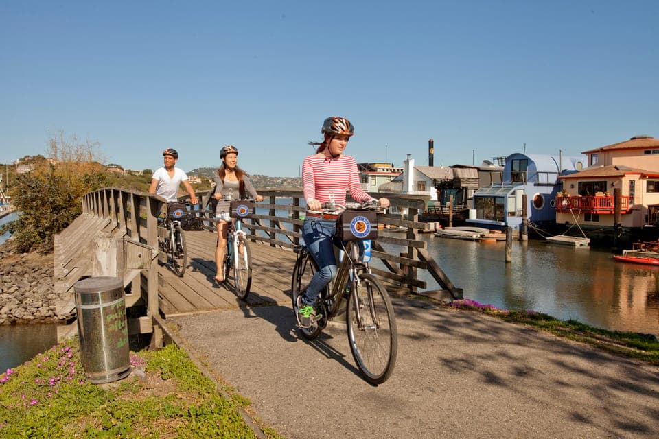 Explore at Your Own Pace All Day Bike Rental Gallery Image 3