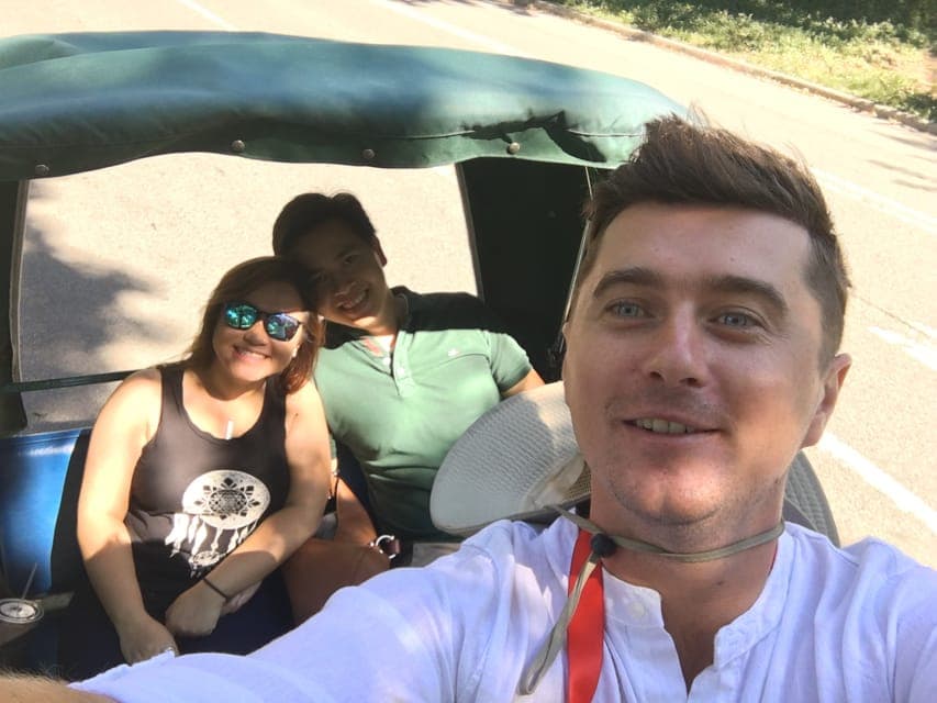 Gossip Girl Tour Gallery Image 3