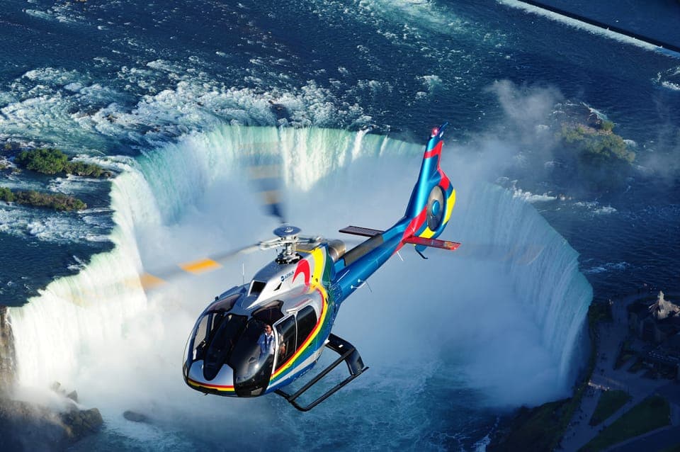 3. Niagara Falls, Canada: Scenic Helicopter Flight - Image 3