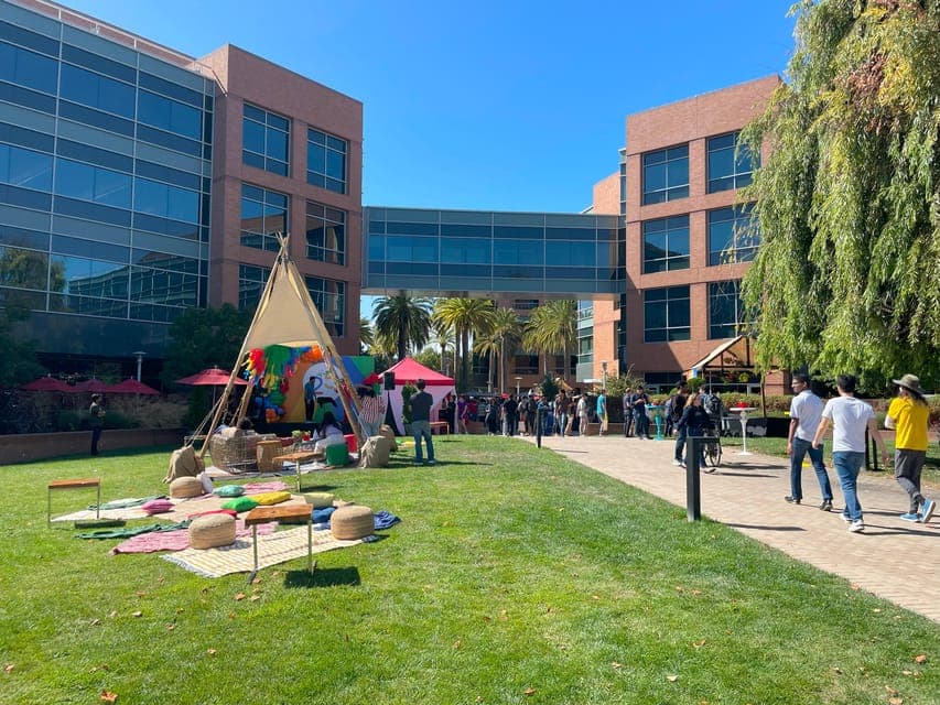 Silicon Valley Private Tour with Hotel Pickup Gallery Image 4