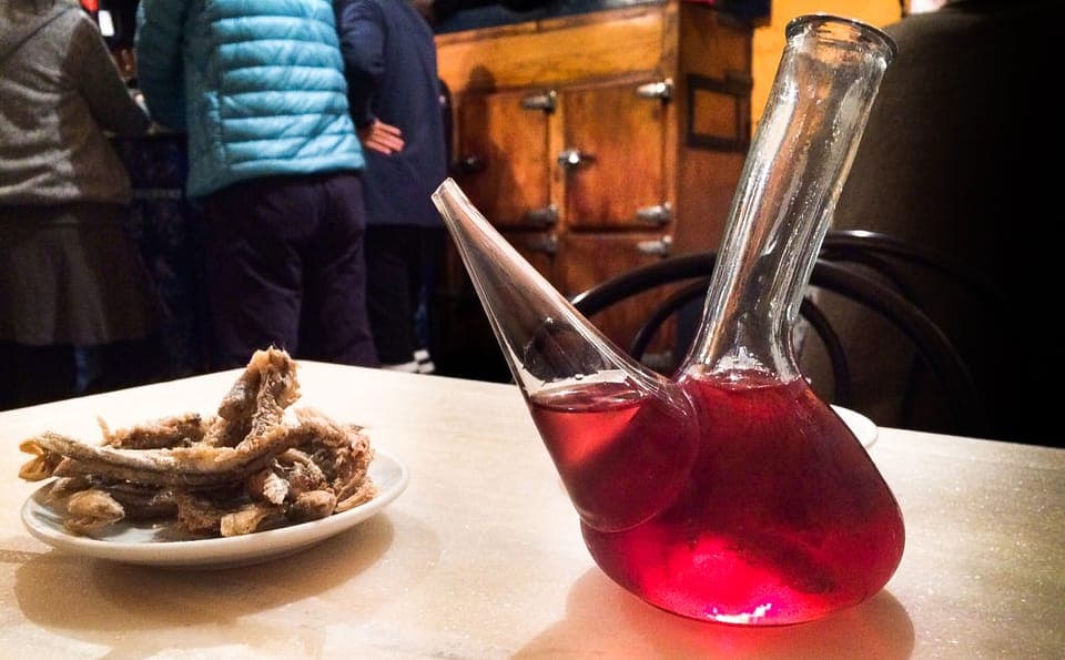 3-Hour Sips, Sites & Bites Food & History Tour Gallery Image 3