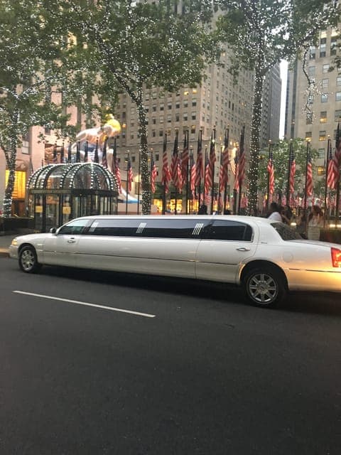 26. JFK Airport Private Limousine Transfer - Image 26