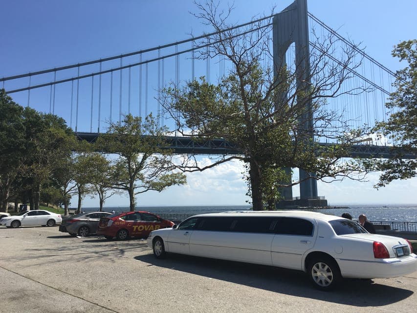 JFK Airport Private Limousine Transfer Gallery Image 4