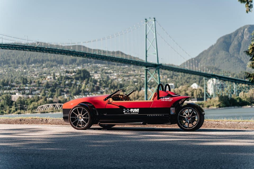 Vancouver Signature Highlights Open-Air Roadster Tour Gallery Image 2