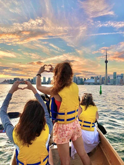 Toronto Islands: Sunset Canoe Tour Gallery Image 4
