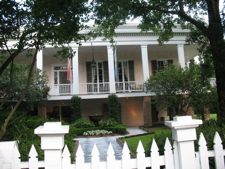 Garden District Walking Tour Gallery Image 2