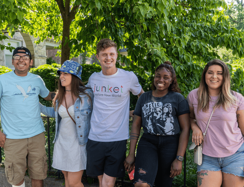 Tombs and Mansions of the Garden District Gallery Image 4
