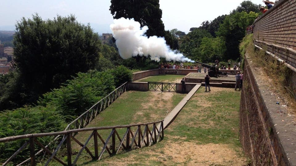 Hidden Rome E-Bike Experience with Street Food Gallery Image 2
