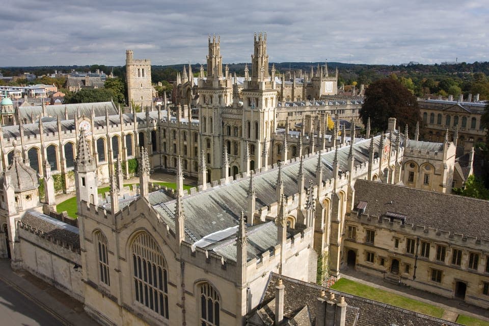 Oxford, Stratford, Cotswolds, and Warwick Day Trip Gallery Image 1