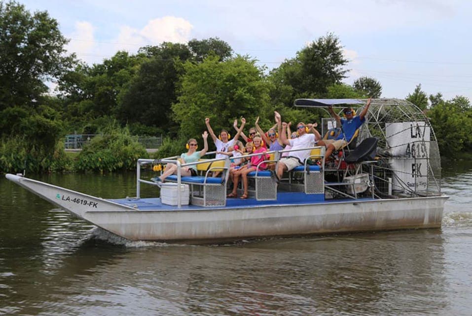 High Speed 16 Passenger Airboat Ride Gallery Image 3