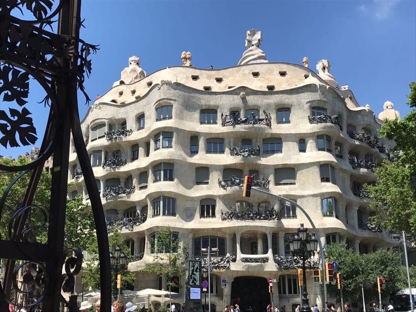 From Salou: Full Day Barcelona Panoramic Tour with Free Time - Image 3