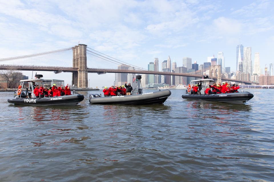 Harbor Speedboat Tour Gallery Image 2
