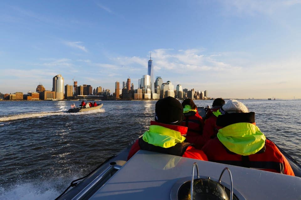 Harbor Speedboat Tour Gallery Image 3
