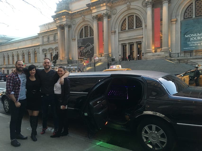 JFK Airport Private Limousine Transfer Gallery Image 3
