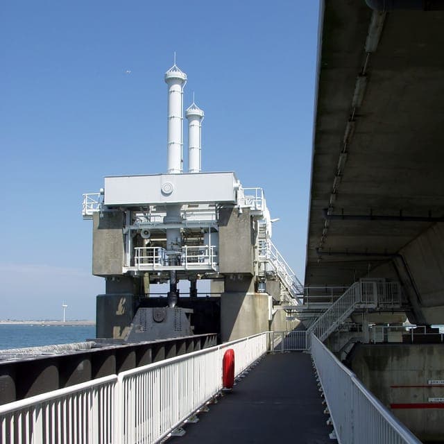 The Netherlands: Private Day Trip to the Dutch Delta Works Gallery Image 1