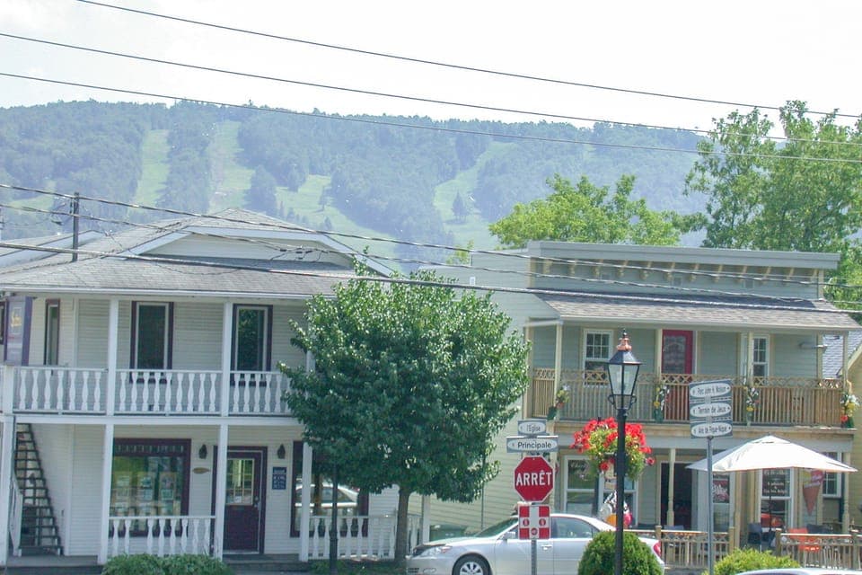 Laurentian Mountains Day Trip Gallery Image 4