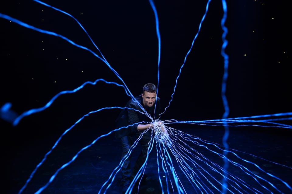 Mat Franco Magic Reinvented Nightly Show Ticket Gallery Image 4