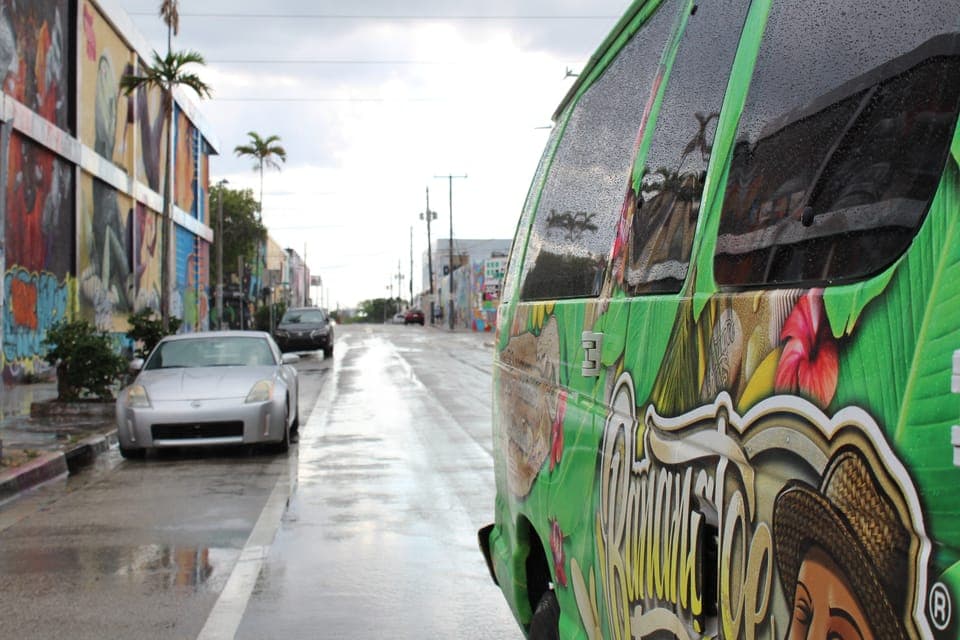 4. Miami: City Bus Tour with Downtown or Miami Beach Pickup - Image 4