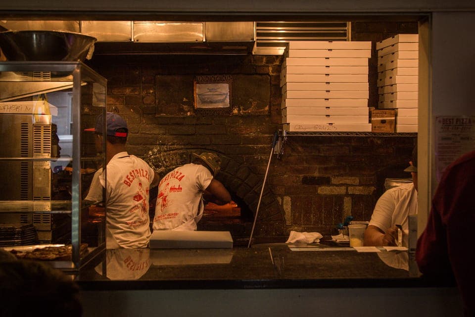 Brooklyn NYC: 3-Hour Custom Walking Tour with Pizza and Beer Gallery Image 4