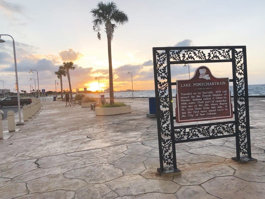 2-Hour 15-Minute City and Cemetery Tour by Bus Gallery Image 3