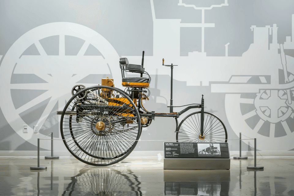 Petersen Automotive Museum Private Highlights Tour Gallery Image 4