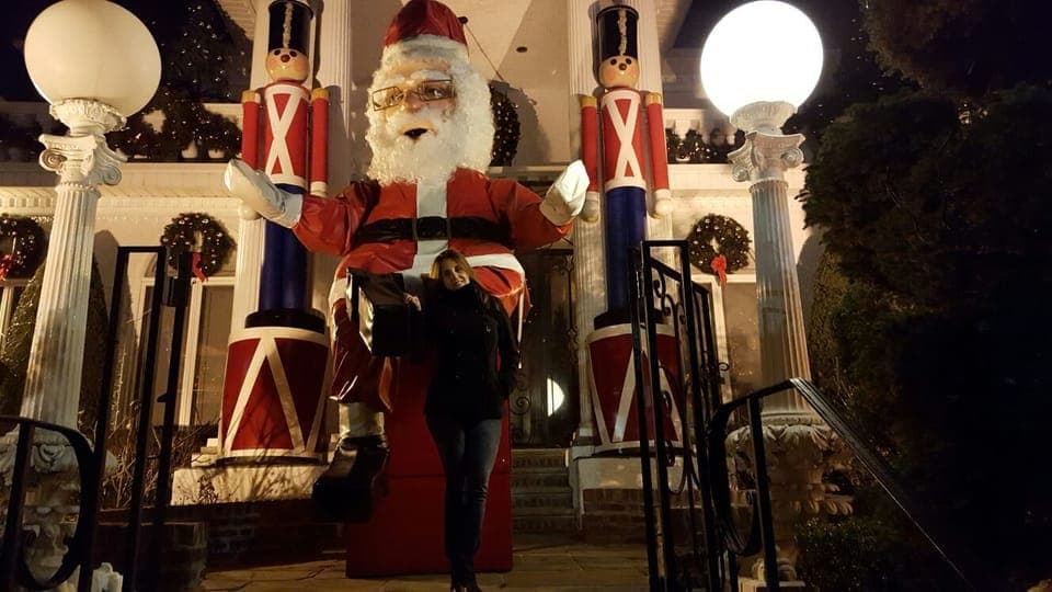 Dyker Heights Christmas Lights Tour Gallery Image 4