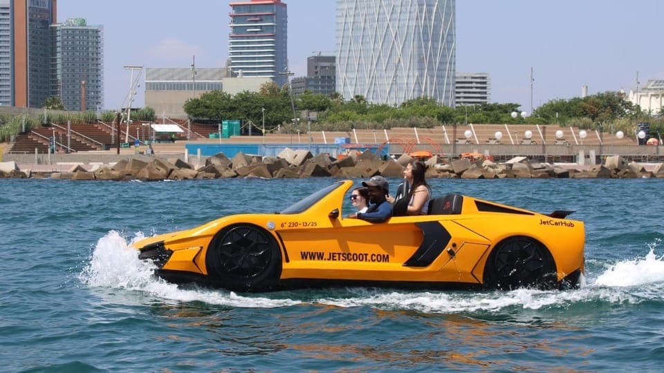 Jetcar: water car in Barcelona Gallery Image 2