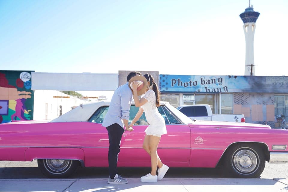 Elvis Themed Wedding with Limousine Gallery Image 1