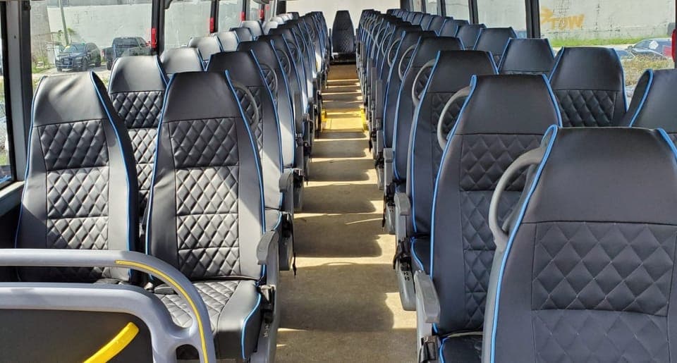 Miami & Key West: One-Way Transfer by Motor Coach Bus Gallery Image 2