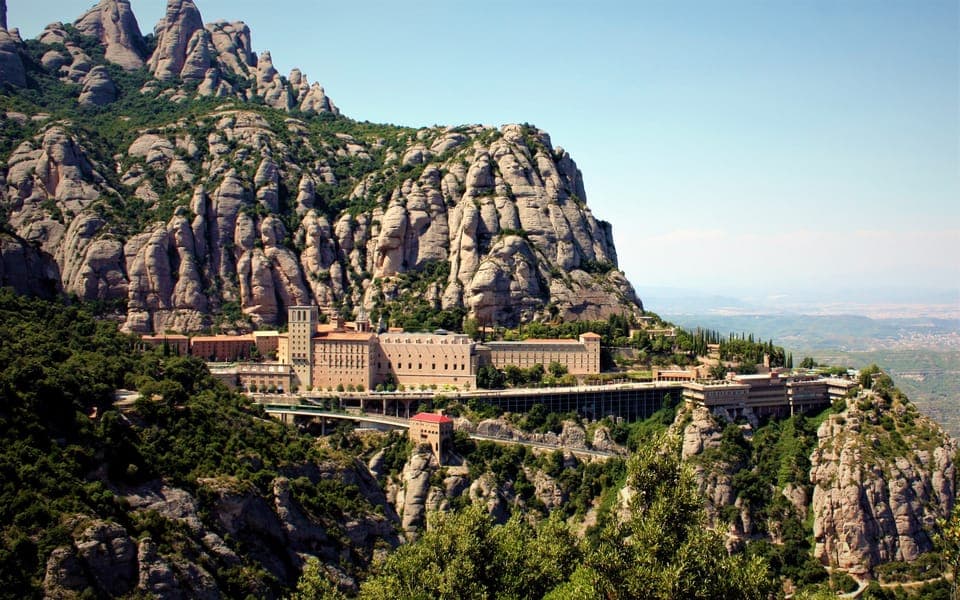 Half-Day Trip to Montserrat Mountain Gallery Image 1