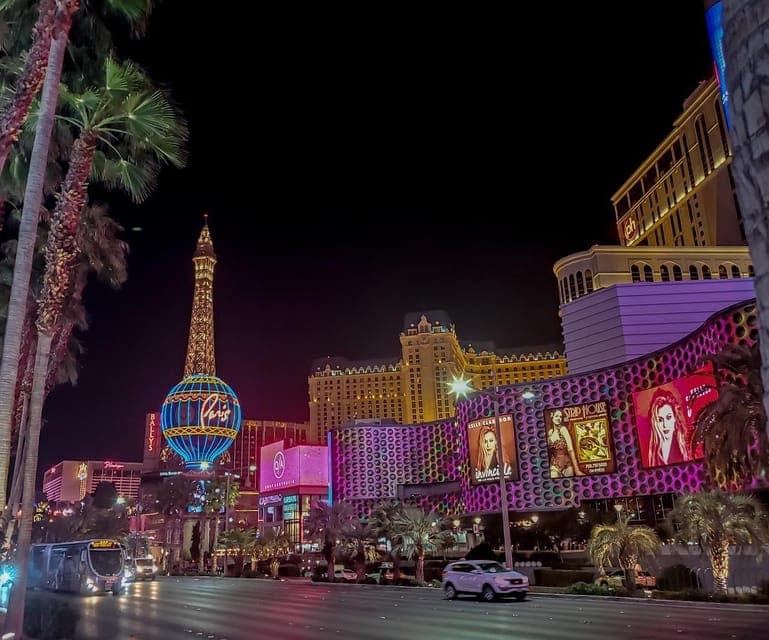Las Vegas Strip Night Tour with Spanish Guide - Image 1