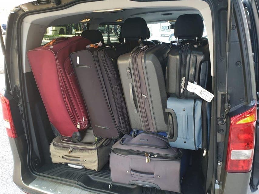 Private Transfer to/from El Prat Airport Gallery Image 2