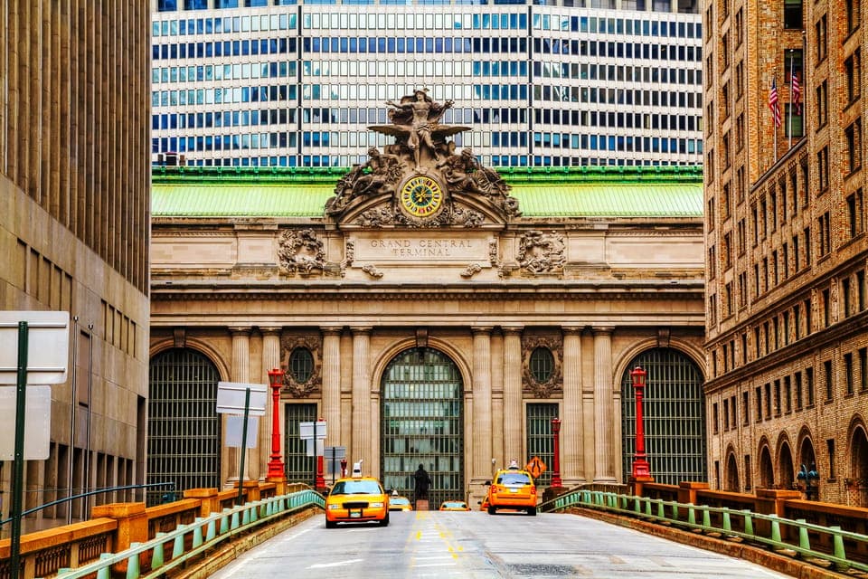 From Manhattan: Bronx, Queens and Brooklyn Half-Day Tour Gallery Image 2