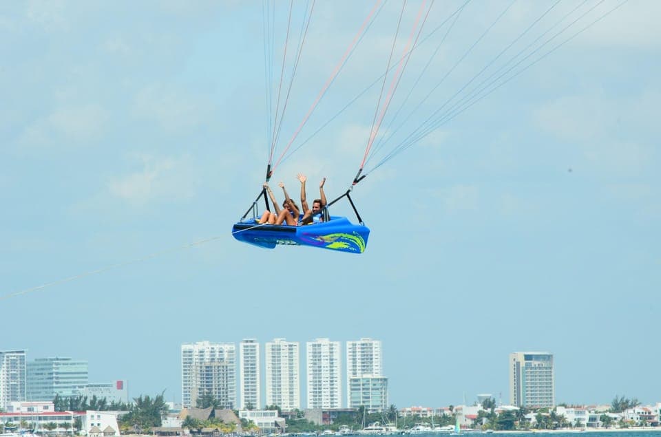 Skyrider Parasailing Experience Gallery Image 3