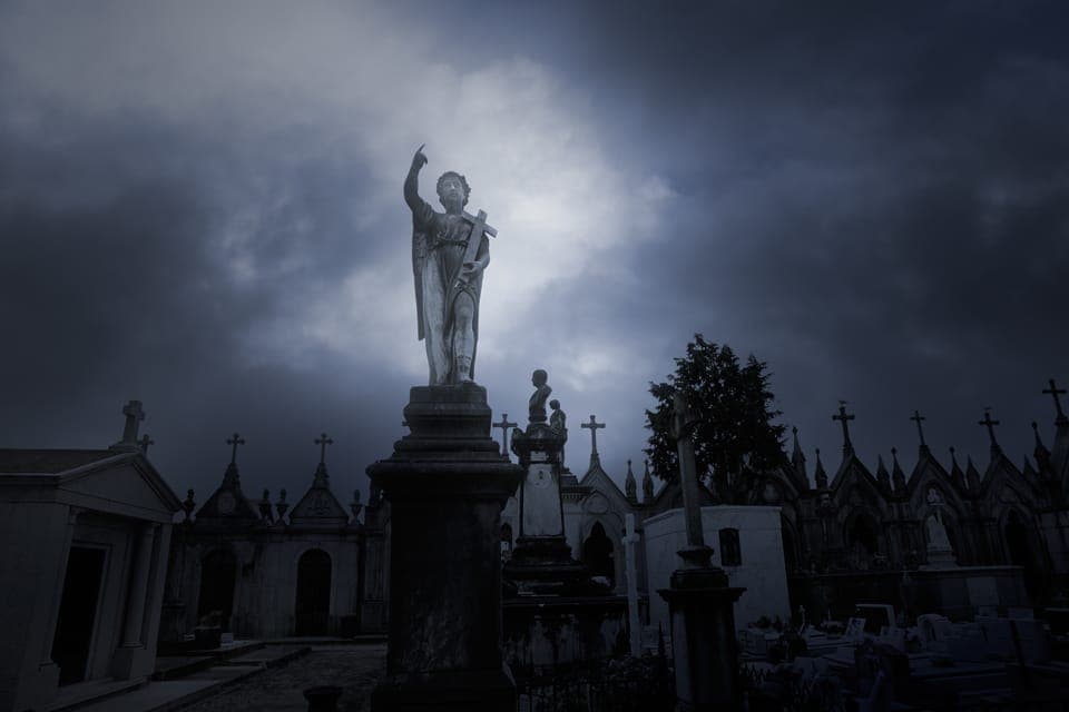 Night Cemetery and Ghost BYOB Bus Tour Gallery Image 2