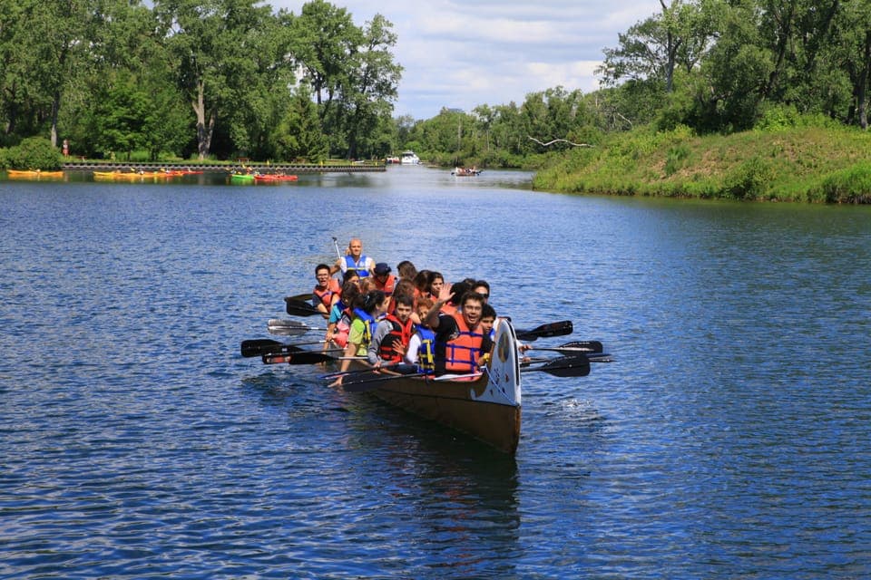 Toronto Islands: Voyageur Canoe Tour Gallery Image 3