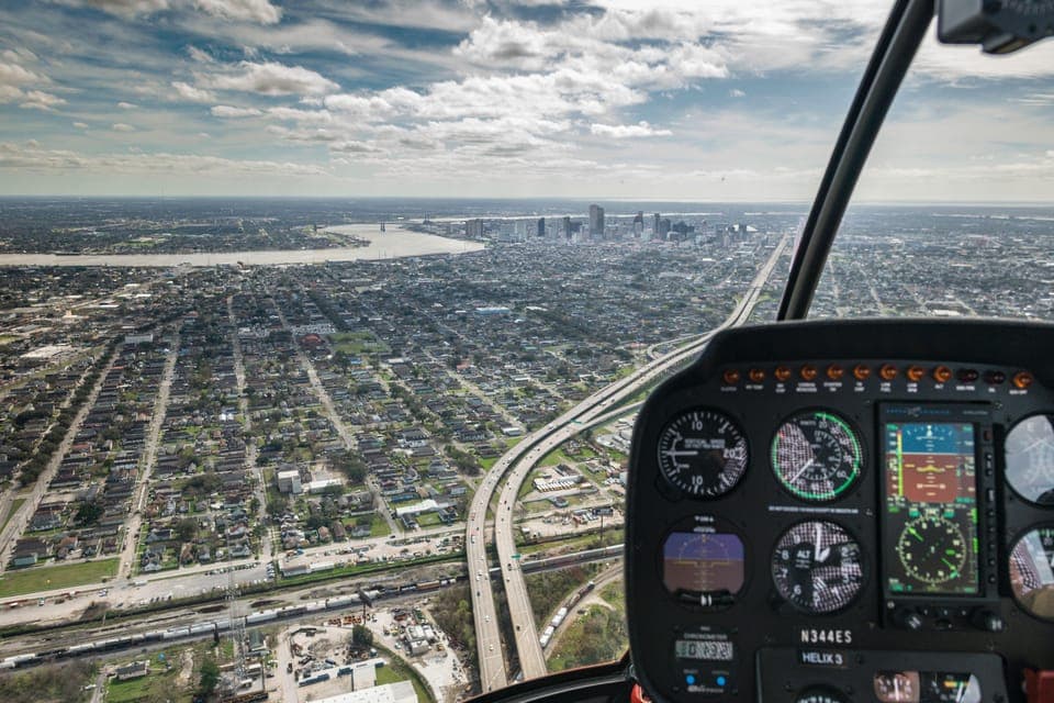 Daytime City Helicopter Tour Gallery Image 1