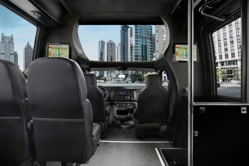 Shuttle Transfer Between Downtown and Niagara Falls Gallery Image 3