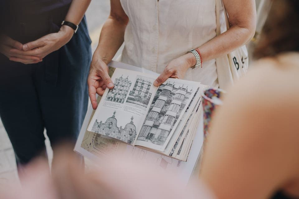 Discover Gaudi Architectural Guided Tour Gallery Image 3