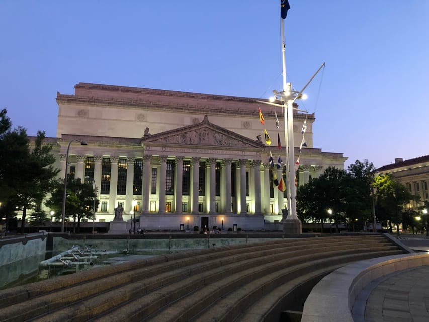 Baltimore: Private Transfer to BWI or Washington DC/Airports Gallery Image 3