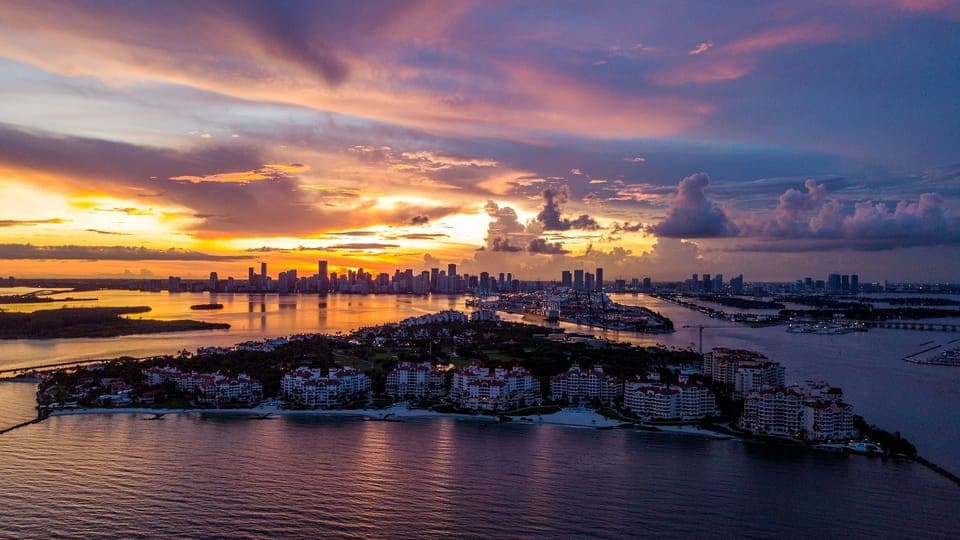 Miami Sunset: Private Luxury Airplane Tour Gallery Image 3