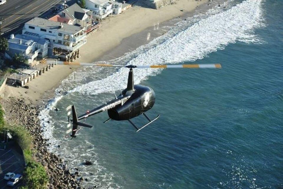 28. 30 Minutes Helicopter Tour of the Coastline - Image 28