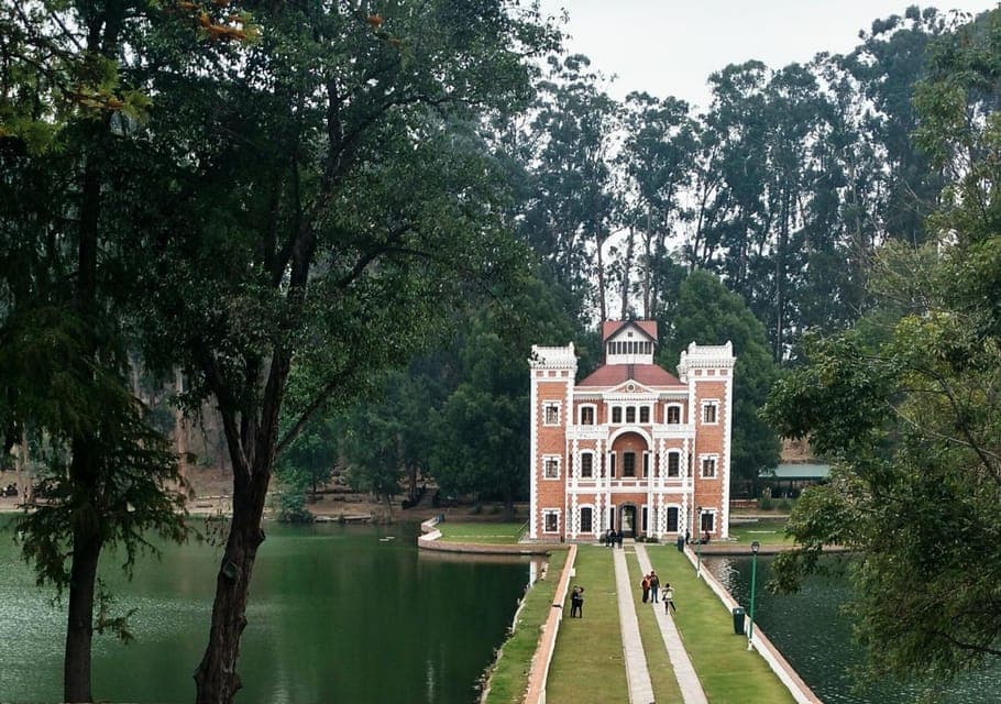 Chautla's Castle, Lavender Farm, and Valquirico Private Tour Gallery Image 1