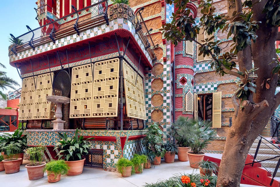 Gaudi's Casa Vicens Skip-the-Line Entrance Ticket Gallery Image 2