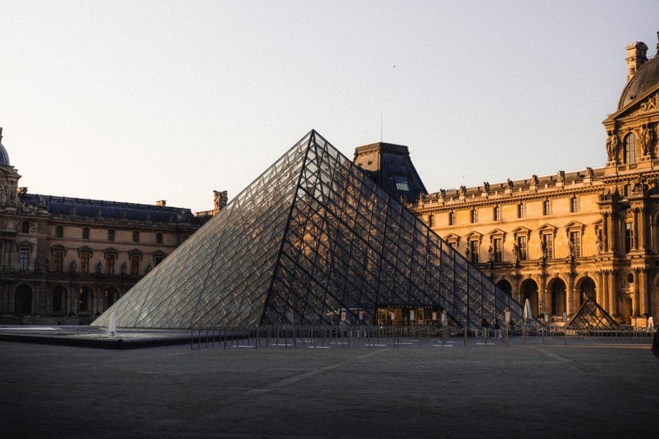 13. Louvre Late Opening Tour: Private Experience & Highlights - Image 13