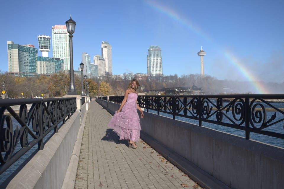 Private Professional Photo Shoot in Niagara Falls Gallery Image 3
