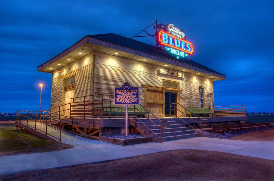 1. Tunica: Gateway to the Blues Museum Tour - Image 1