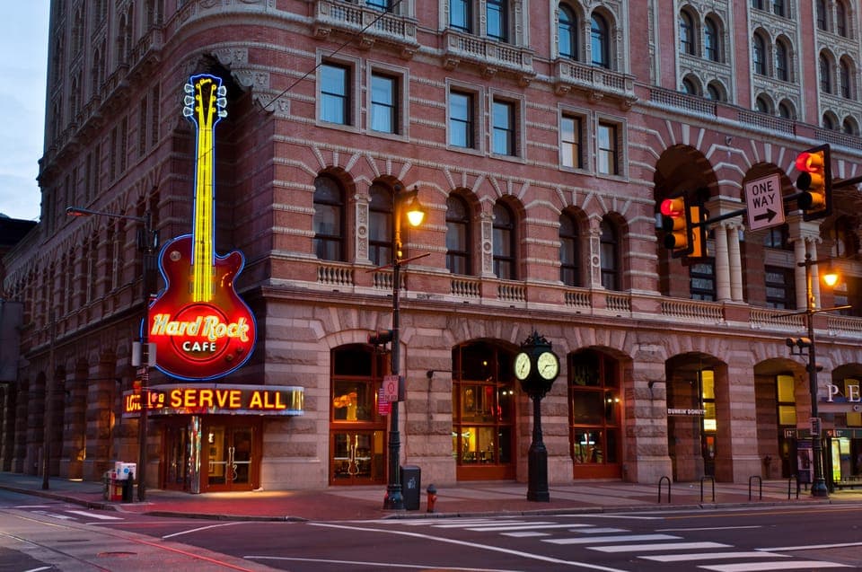 Meal at the Hard Rock Cafe Philadelphia - Image 4
