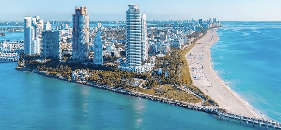 Miami 50-Minute Airplane Tour: Beaches, Islands & Downtown Gallery Image 3